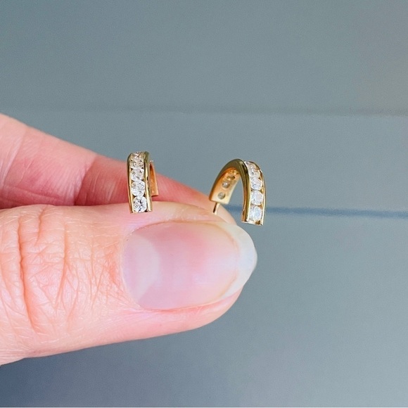 14k Gold White Cubic Zirconia Pave Half Hoop Earrings - Picture 3 of 7